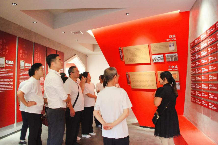 ce6852c2fd33b8bd0fc6701a67ec3fe2.png ce6852c2fd33b8bd0fc6701a67ec3fe2.png