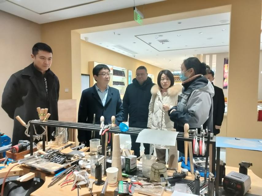 640 (9).png 640 (9).png